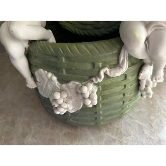 Porcelain Bucket with Angels 12" 10" - Picture 16 of 16